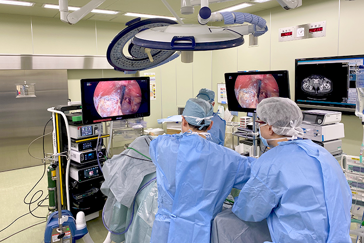 Hf 2 %e6%89%8b%e8%a1%93img 0020 48532%e5%85%ab%e5%b0%be%e5%be%b3%e6%b4%b2%e4%bc%9a%e7%b7%8f%e5%90%88%e7%97%85%e9%99%a2 251212%e6%8f%90%e4%be%9b%e7%94%bb%e5%83%8f