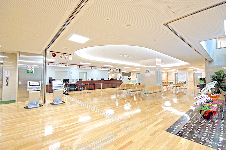 Hf 5 12 %ef%bc%91%e9%9a%8e %e3%82%a8%e3%83%b3%e3%83%88%e3%83%a9%e3%83%b3%e3%82%b9 %e3%83%9b%e3%83%bc%e3%83%ab %e6%96%9c 48532%e5%85%ab%e5%b0%be%e5%be%b3%e6%b4%b2%e4%bc%9a%e7%b7%8f%e5%90%88%e7%97%85%e9%99%a2 251212%e6%8f%90%e4%be%9b%e7%94%bb%e5%83%8f