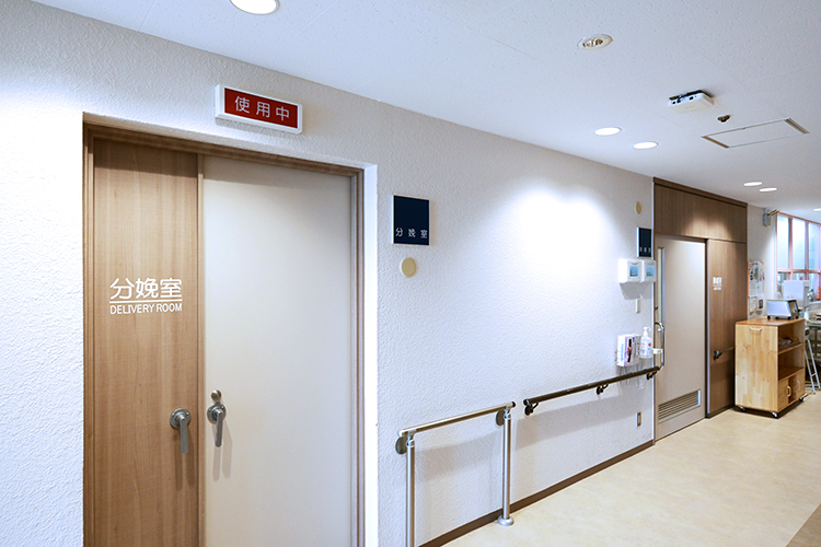 良性婦人科腫瘍で傷や身体の負担の少ない内視鏡手術を提供。患者の思いと丁寧に向き合う診療スタイルも特色