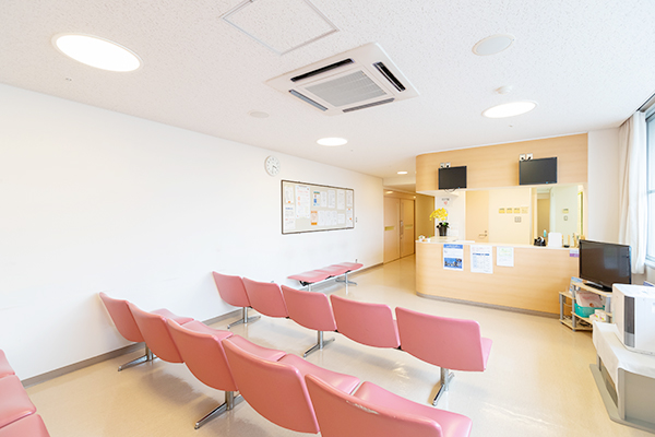 笑顔、親切、安心をモットーに、何でも相談できる地域密着の産婦人科をめざす