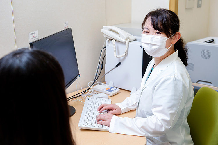 さまざまな精神疾患に対する高度専門医療を多職種によるチームで提供。疾患や治療ごとの専門の外来も充実