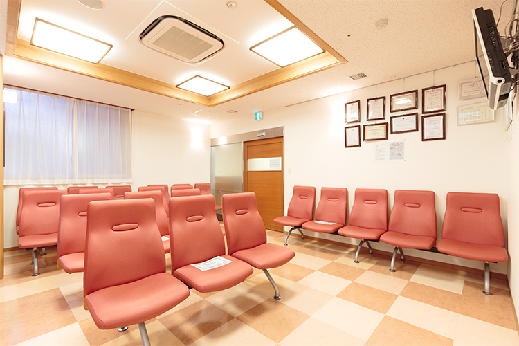 新体制で良性腫瘍の手術やホルモン療法を積極的に実施。月経トラブルや不妊、更年期障害などにも幅広く対応